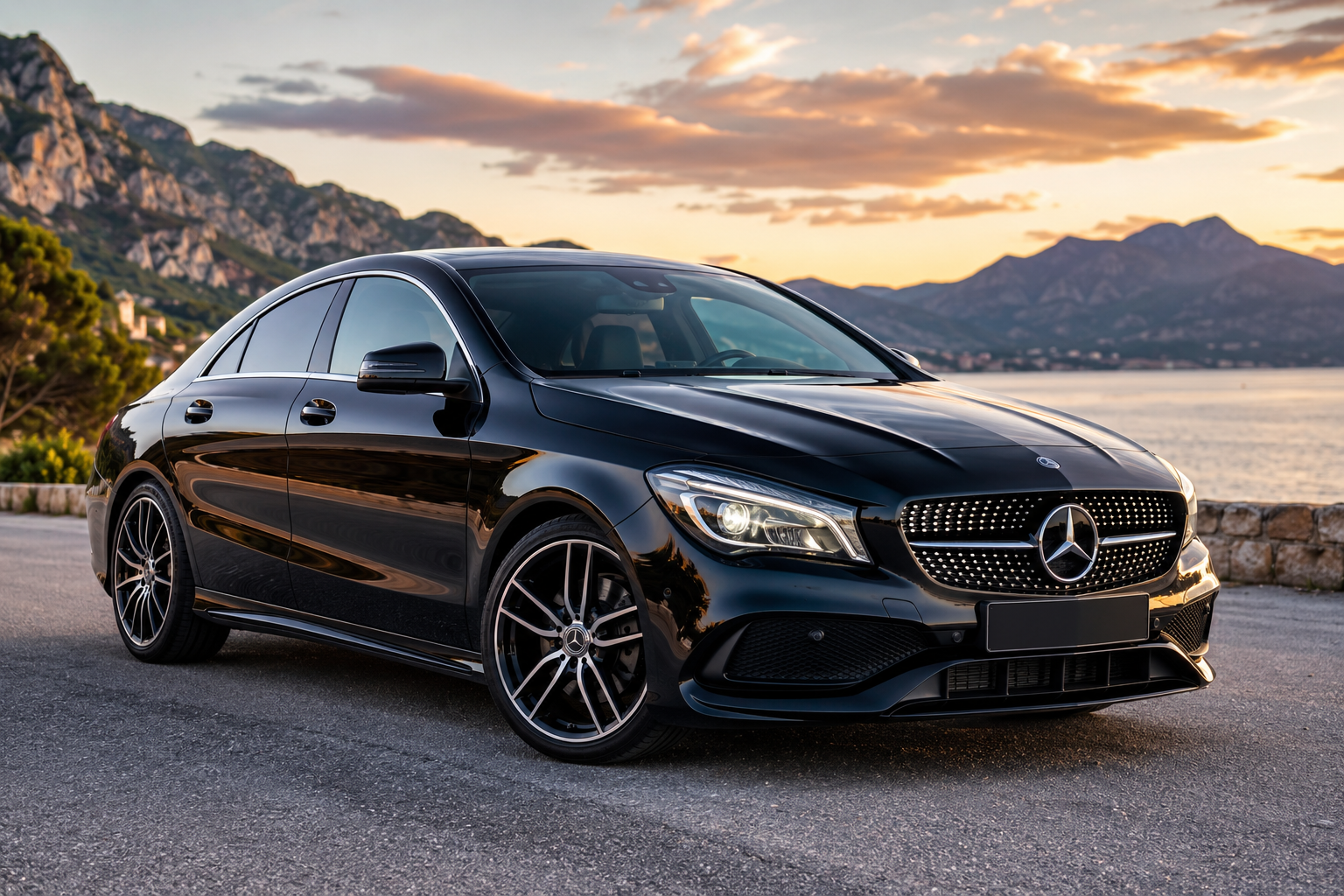 Mercedes-Benz CLA 250 crne boje parkiran pored jezera – iskustva, potrošnja, kvarovi i prednosti modela